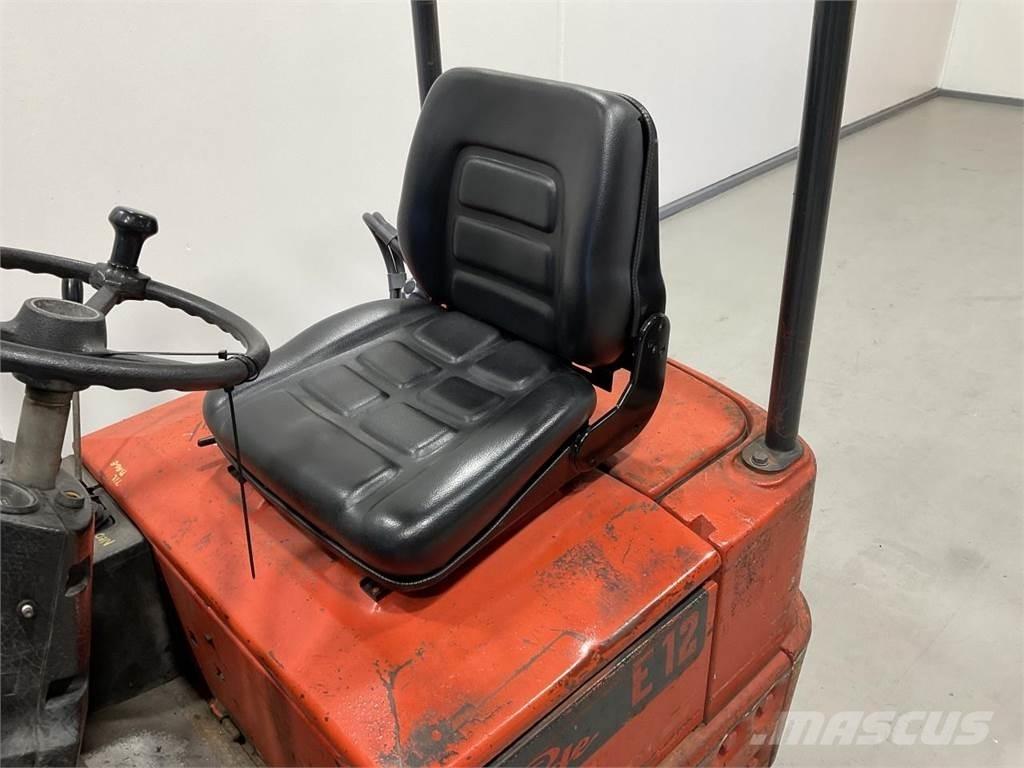 Linde E12 전동 지게차
