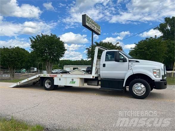 Ford F650 SD 회수 차량