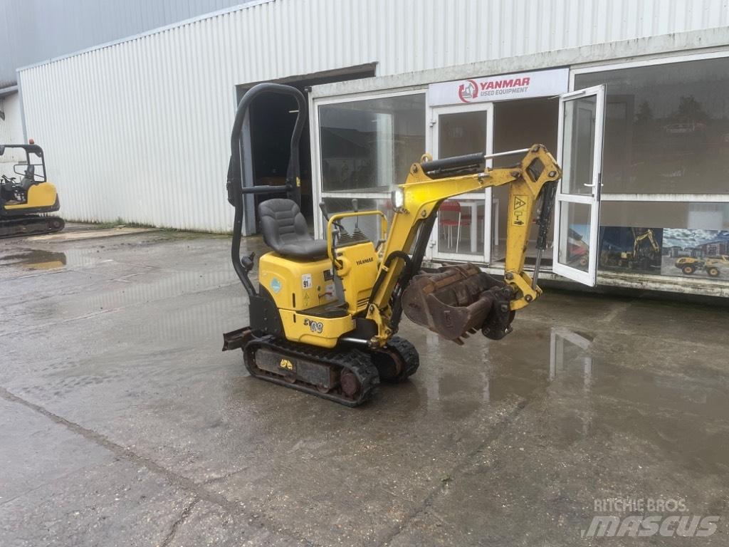 Yanmar SV08 (AH930) 소형 굴삭기 7톤 미만