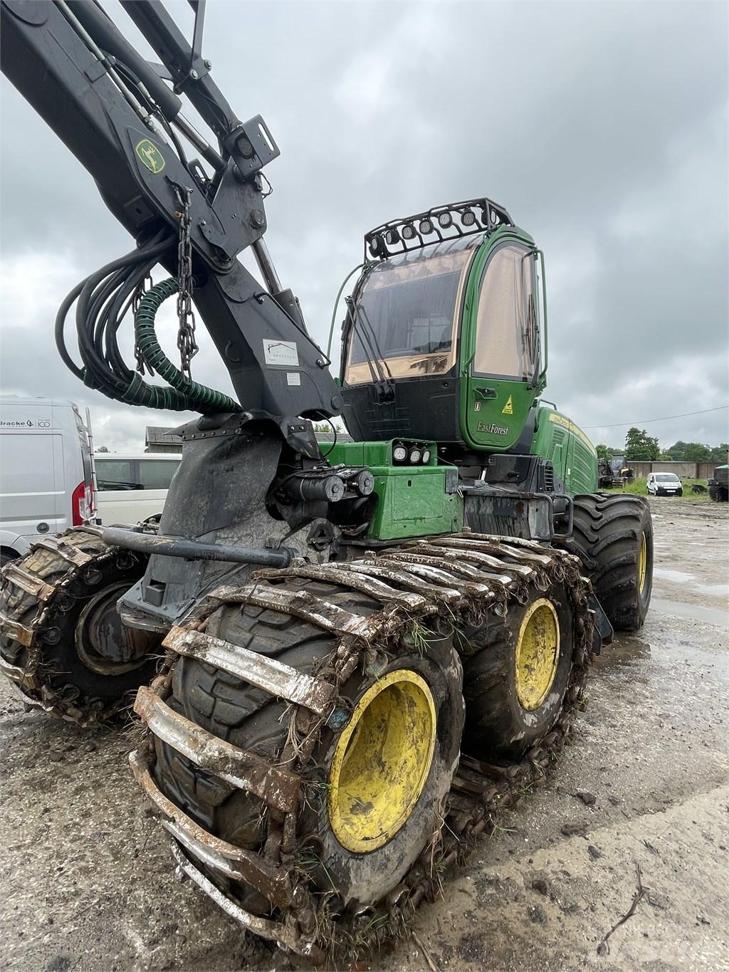 John Deere 1070 G 원목 하베스터