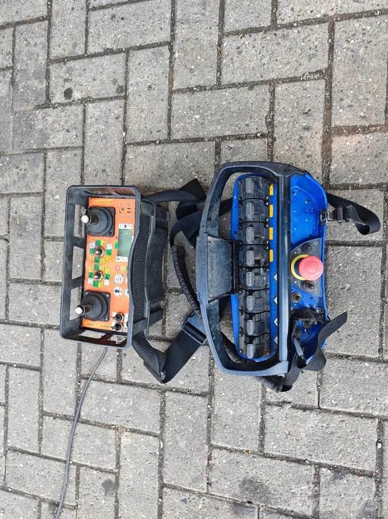 Jekko SPD 360 CDH 트랙 크레인