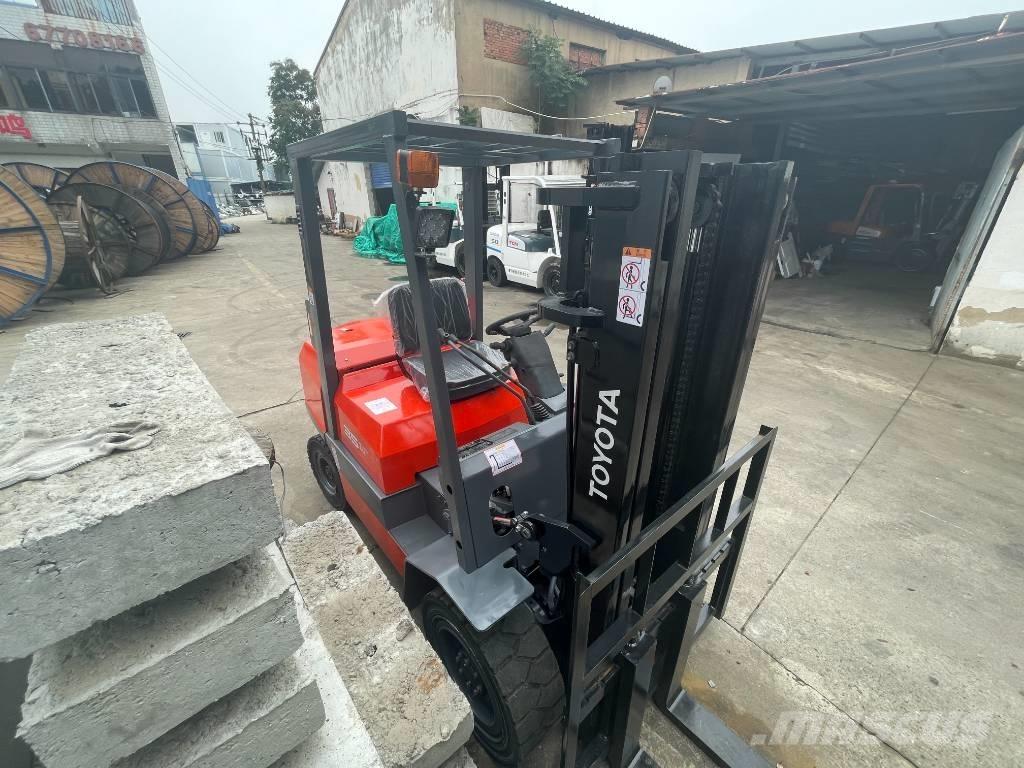 Toyota 3.5t 디젤 지게차