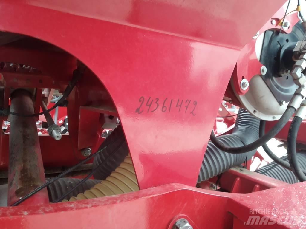 Horsch Focus 6 TD 드릴