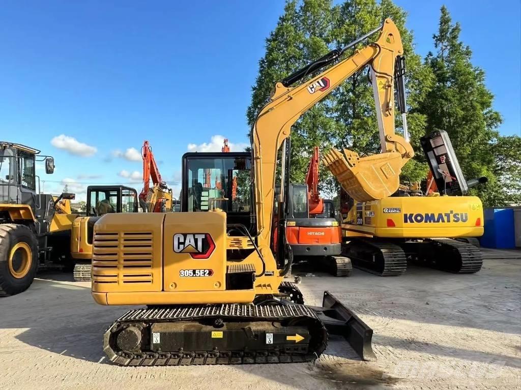 CAT 305.5E2 소형 굴삭기 7톤 미만