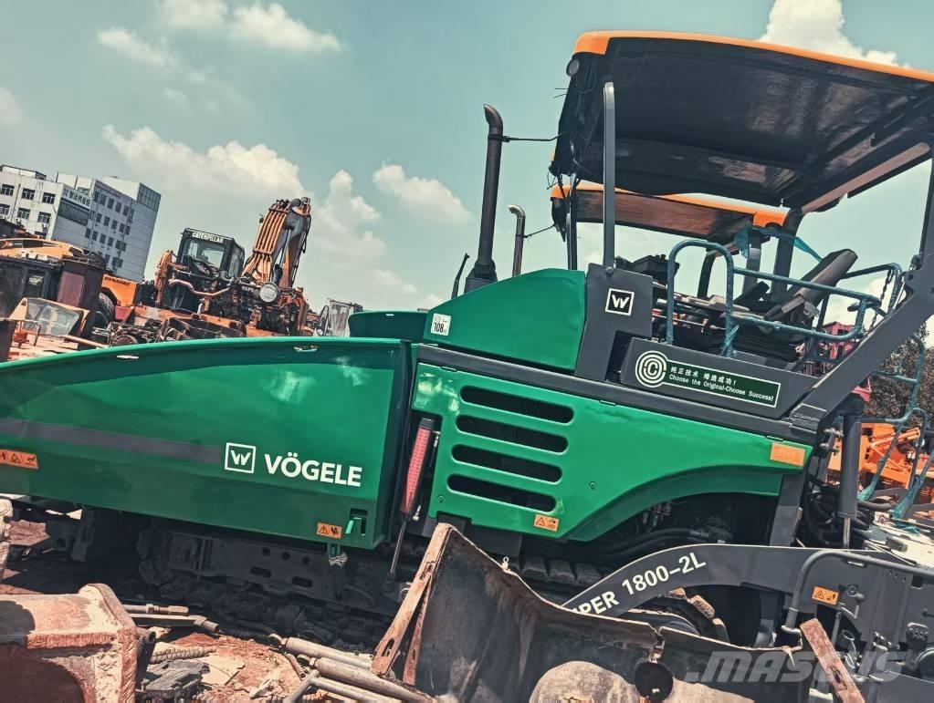 Vögele 1800-3 아스팔트 포장장비
