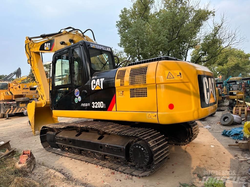 CAT 320 D 대형 굴삭기 29톤 이상