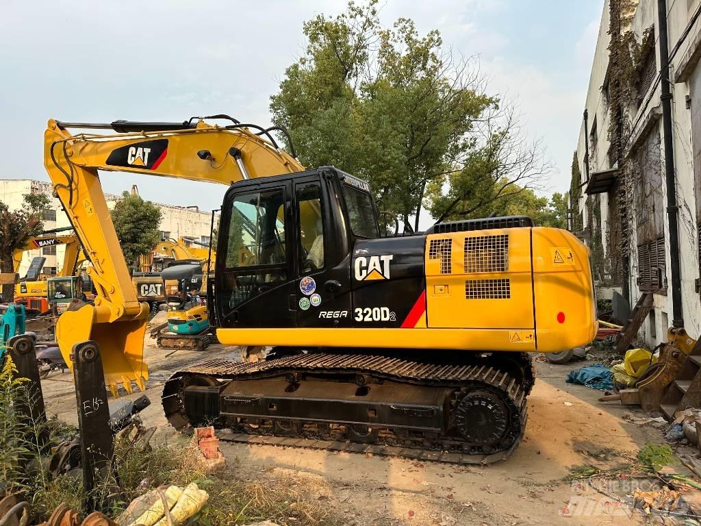 CAT 320 D 대형 굴삭기 29톤 이상