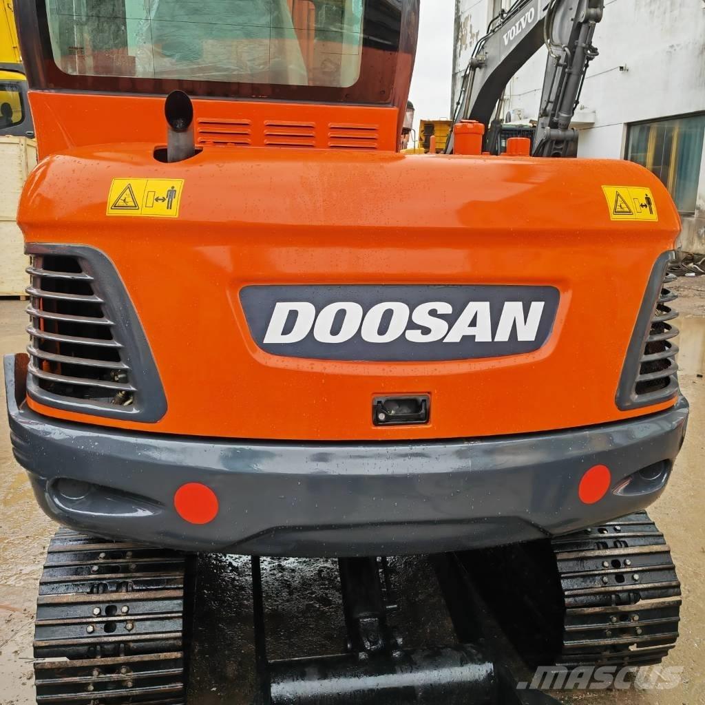 Doosan DX 55-9 C 대형 굴삭기 29톤 이상