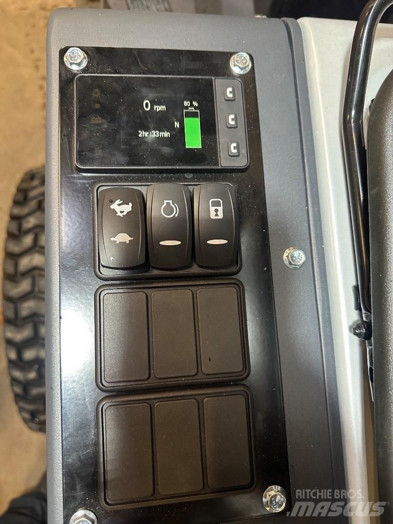 Sherpa S10 Elektrisk  스키드로더