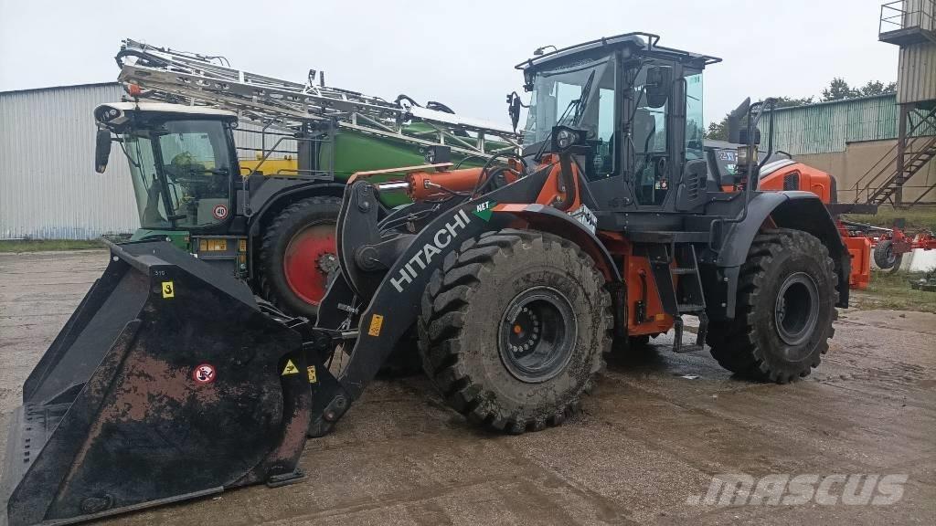 Hitachi ZW220  휠로우더