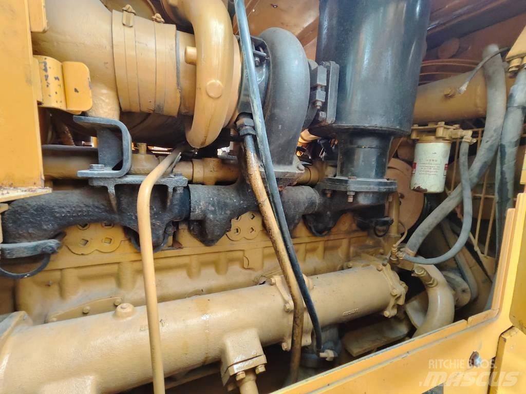 CAT D 7 G 크롤러 도저