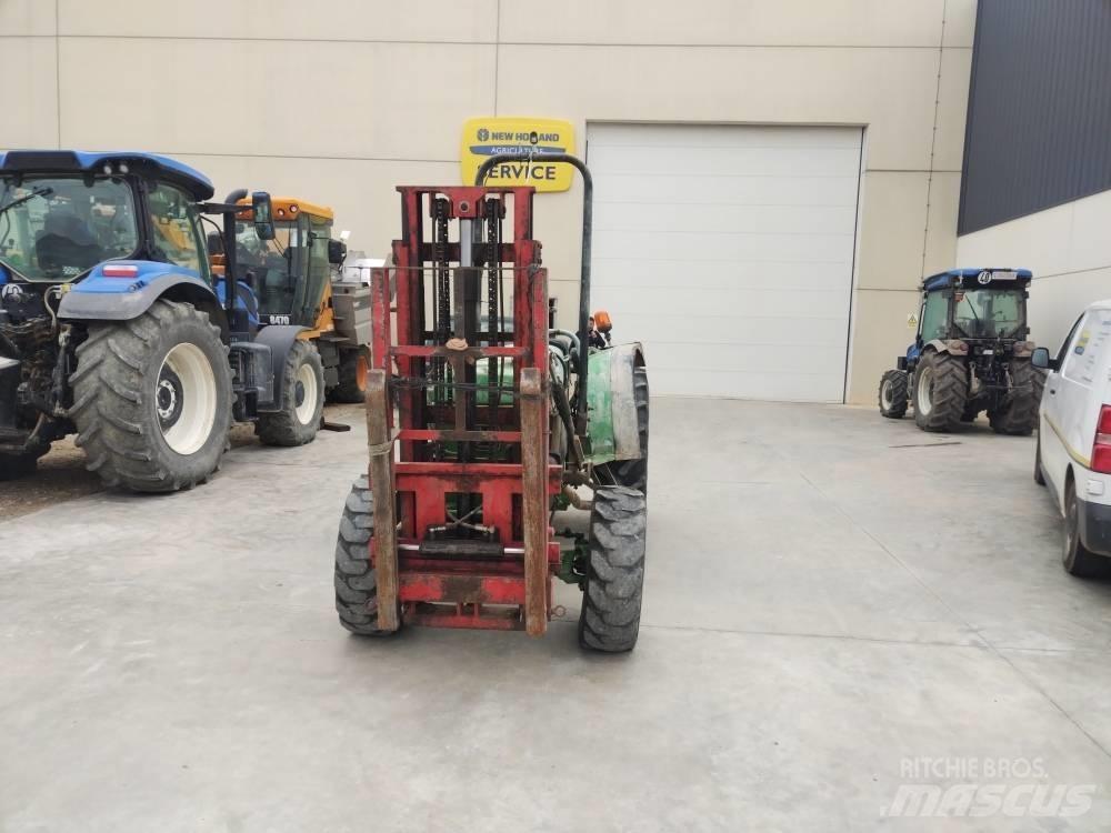 John Deere 2450 트랙터