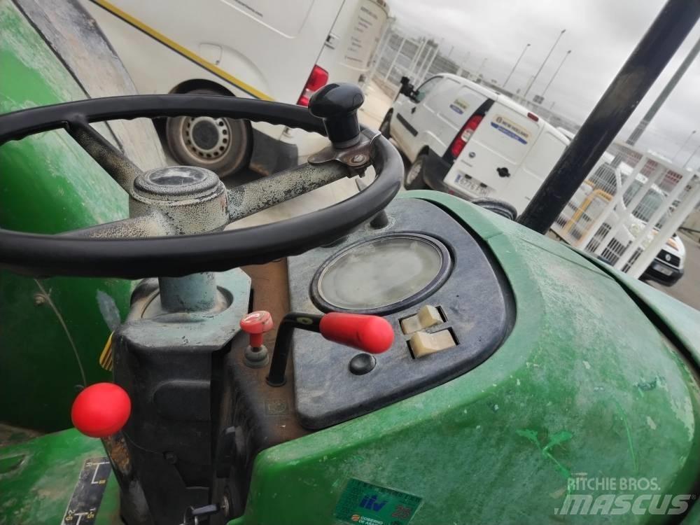 John Deere 2450 트랙터