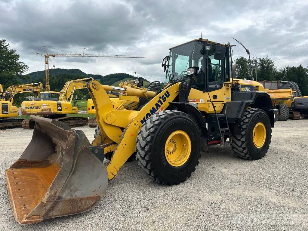 Komatsu WA 320-7  휠로우더