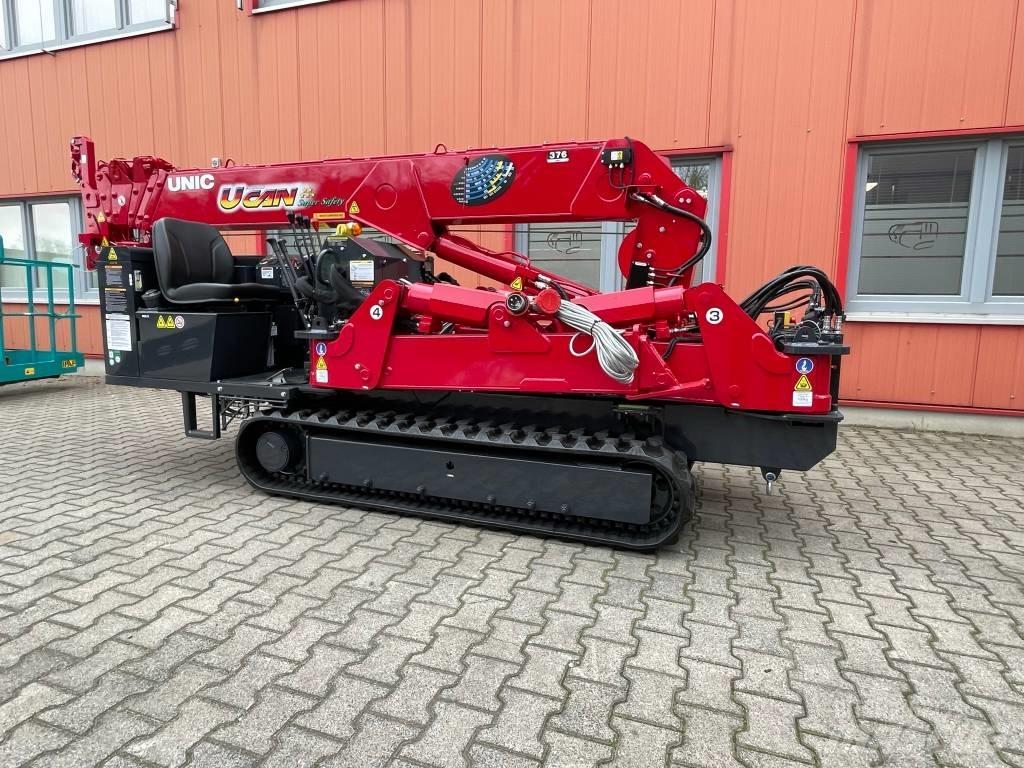 Unic URW-376 트랙 크레인