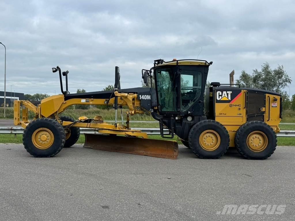 CAT 140M 그레이더