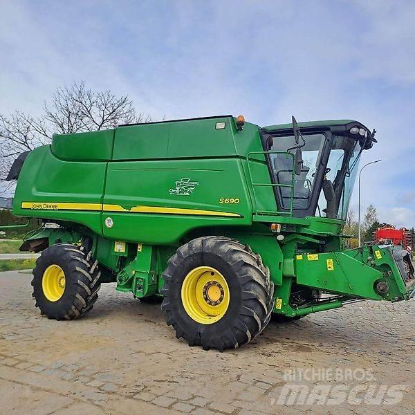 John Deere S 690 콤바인 수확기