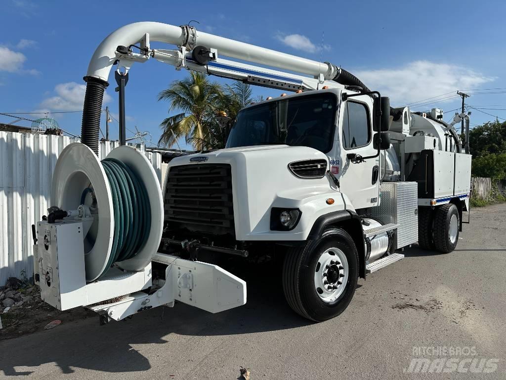 Freightliner 108 SD 콤비/진공 트럭