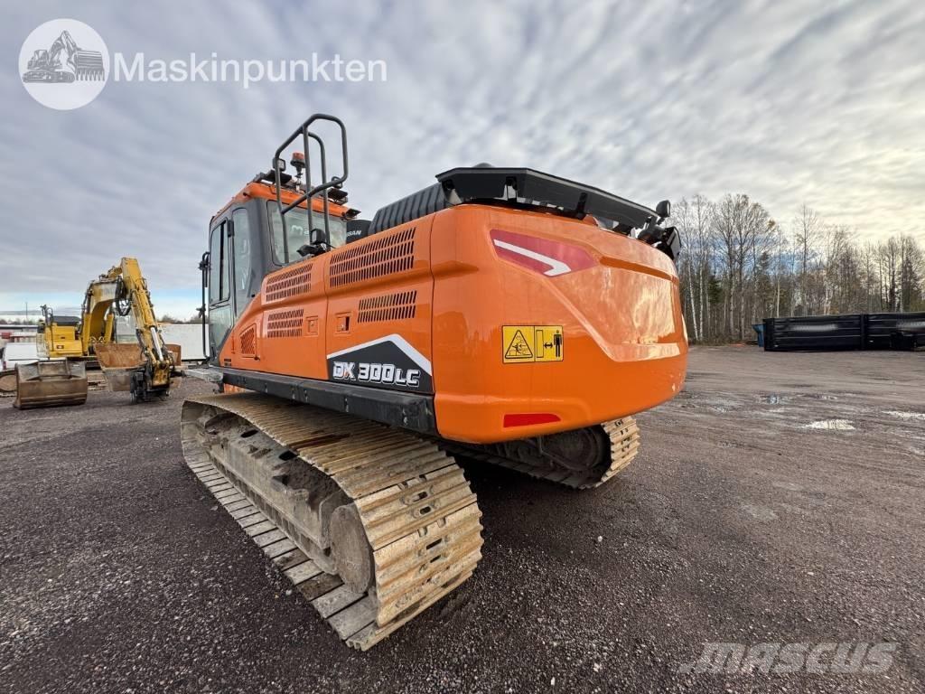 Doosan DX 300 LC 대형 굴삭기 29톤 이상