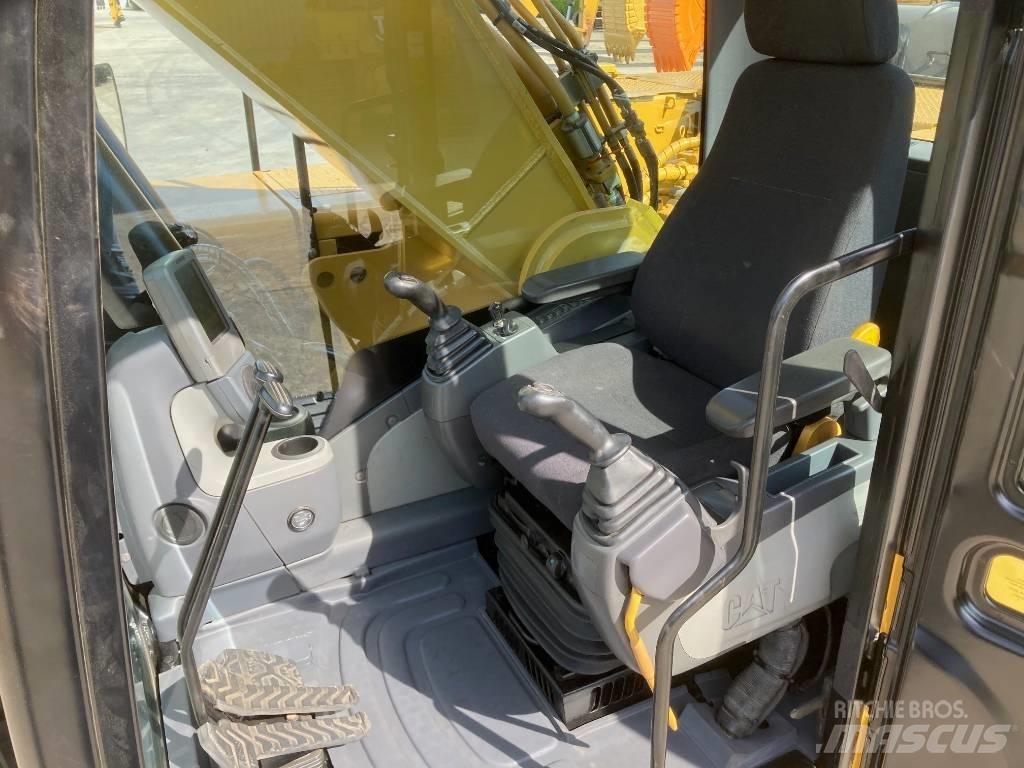 CAT 330 D L 대형 굴삭기 29톤 이상