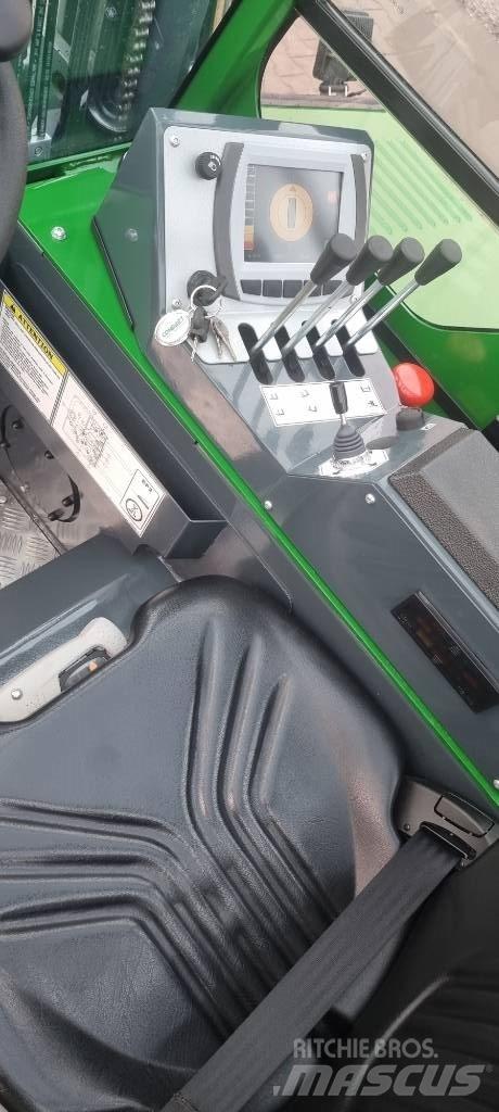 Combilift CBE 2500 4방향 리치트럭