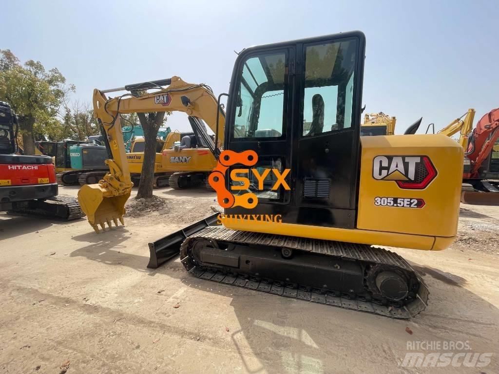 CAT 305.5 E 소형 굴삭기 7톤 미만