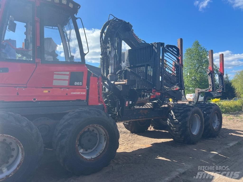 Komatsu 865 원목 포워더