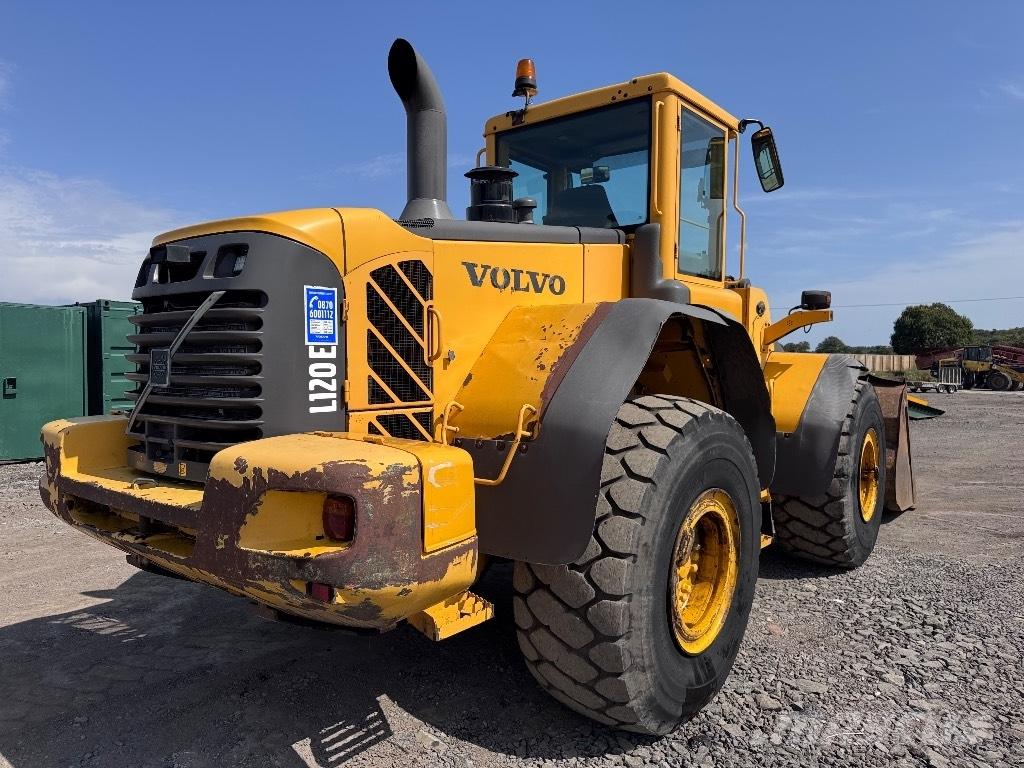Volvo L 120 E  휠로우더