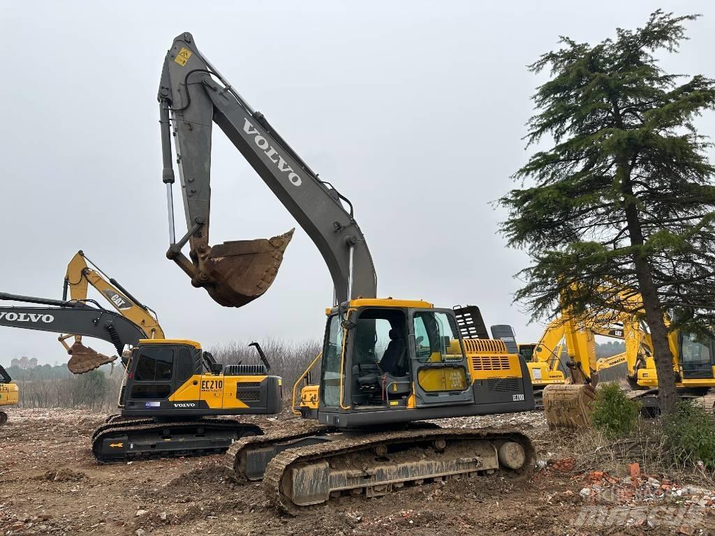 Volvo EC 210 대형 굴삭기 29톤 이상