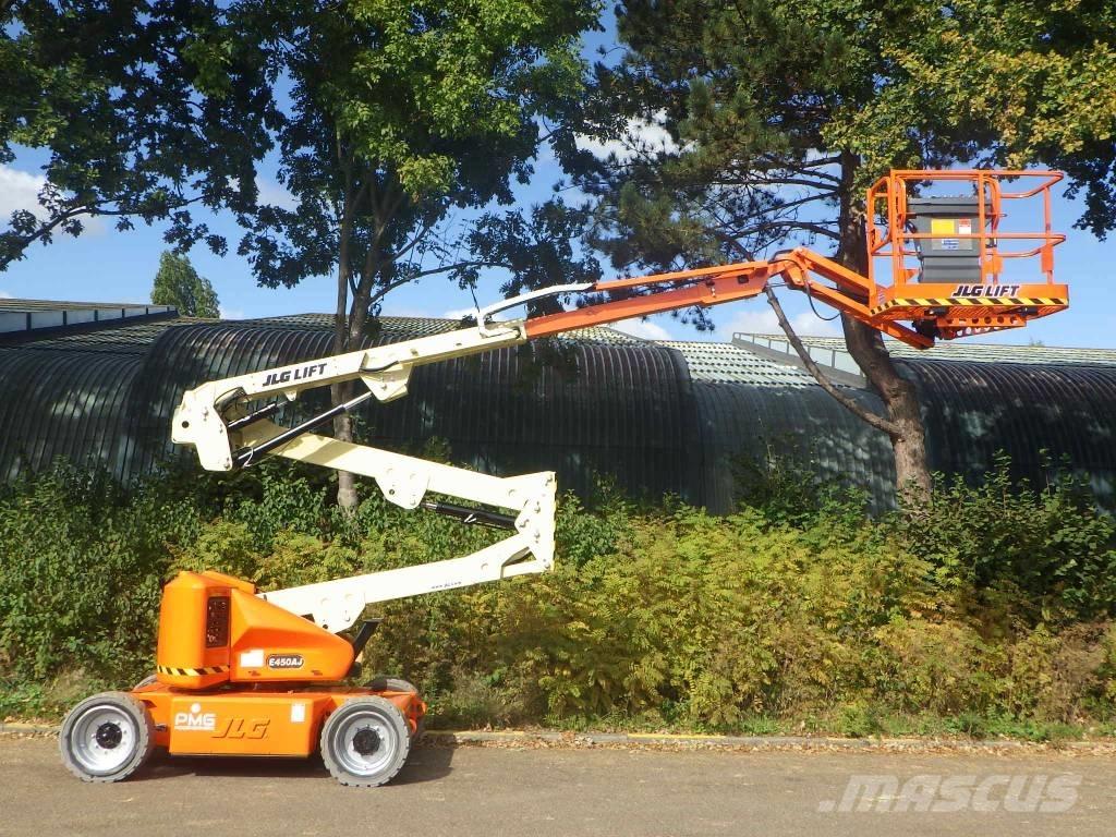 JLG E450AJ 관절형 전동이동 리프트