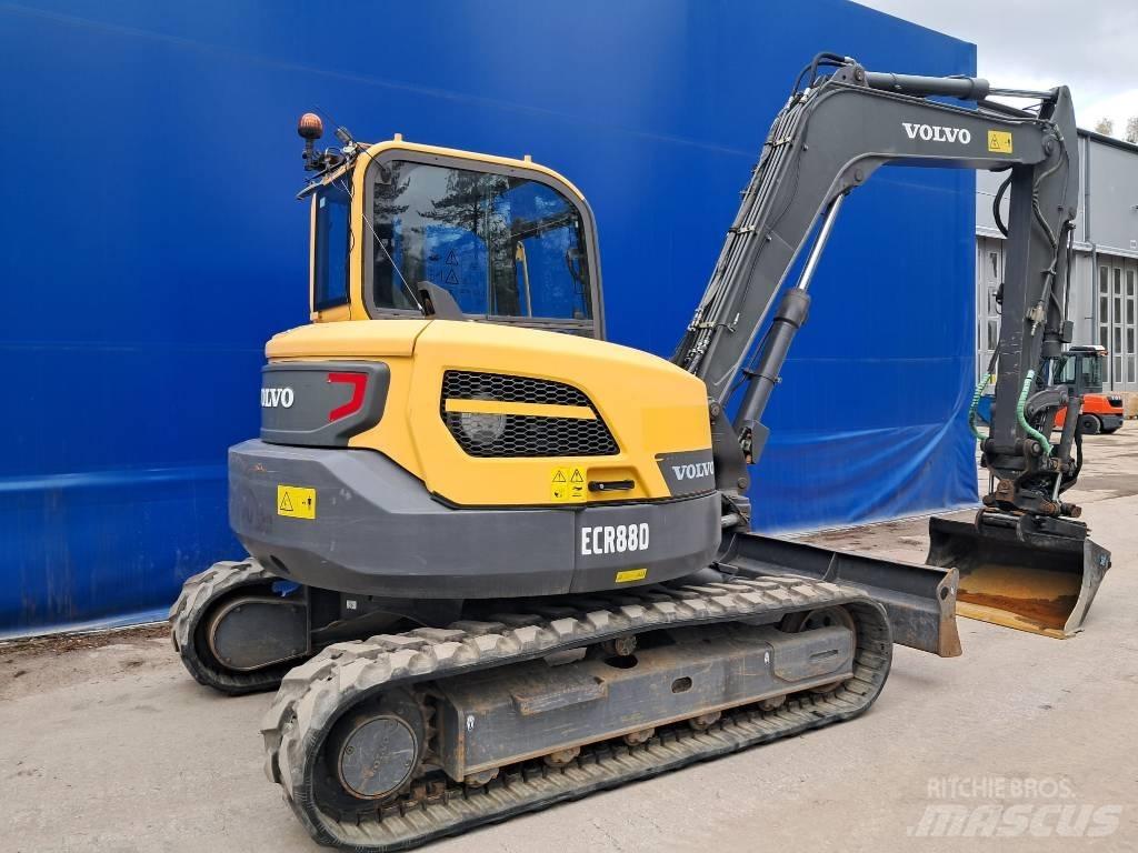 Volvo ECR 88 D 중형굴삭기 7톤-28톤