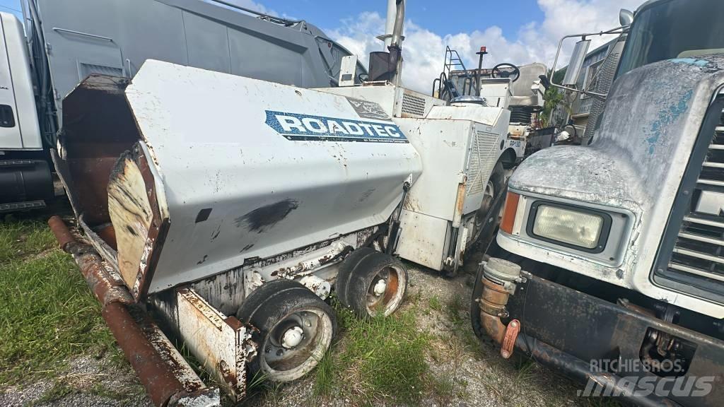 Roadtec RP190 아스팔트 포장장비
