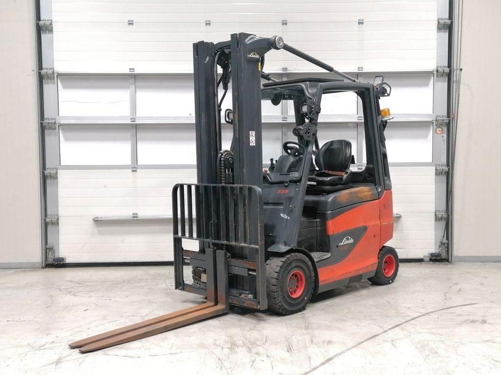 Linde E25H-01/600 전동 지게차