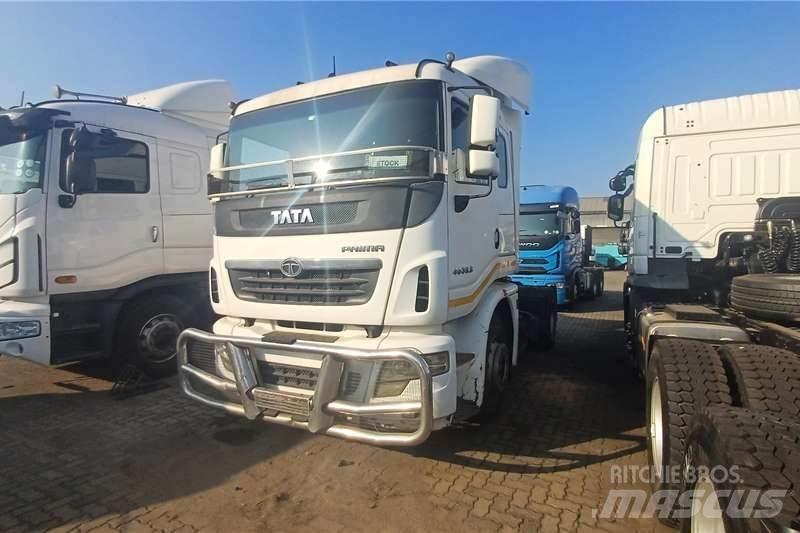 Tata PRIMA 4X2 기타 트럭