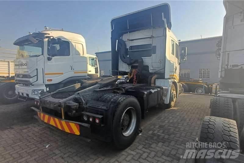 Tata PRIMA 4X2 기타 트럭