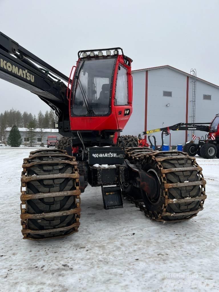 Komatsu 911.6 원목 하베스터
