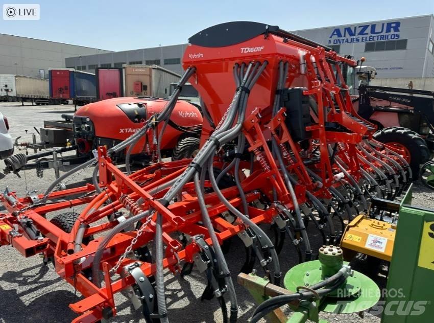Kubota TD1001F 드릴