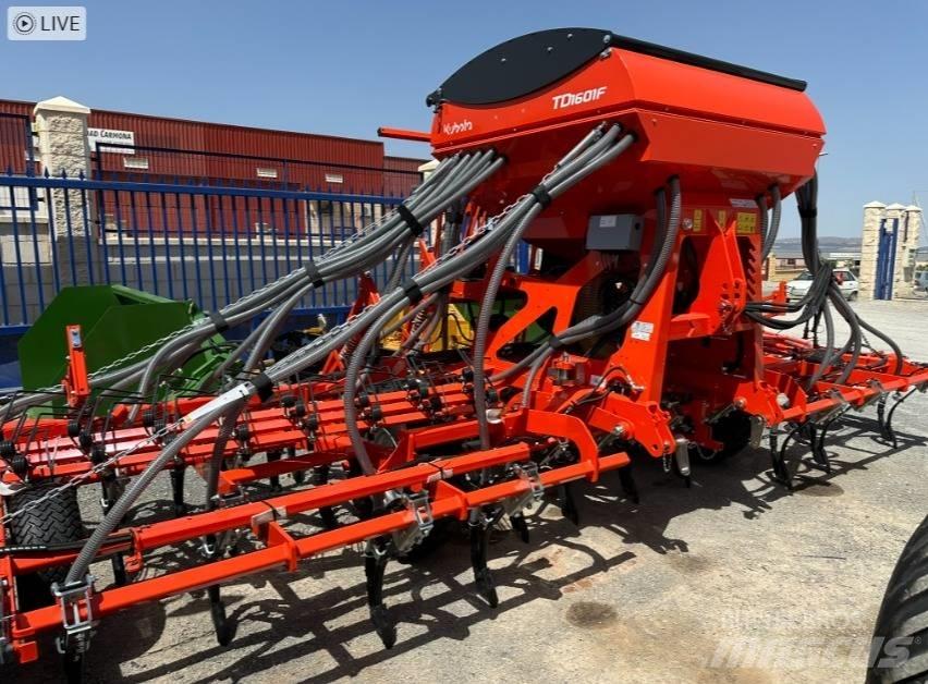 Kubota TD1001F 드릴