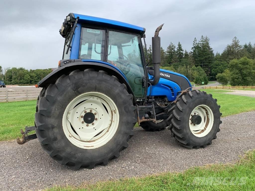 Valtra N141 Tractor 임업용 트랙터