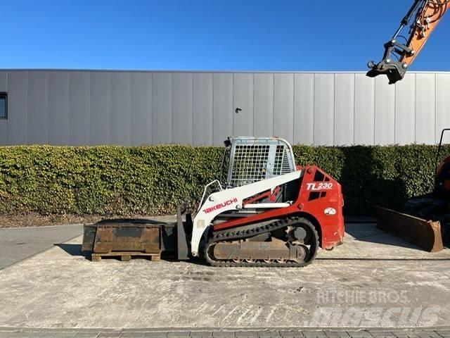 Takeuchi TL 230  스키드로더
