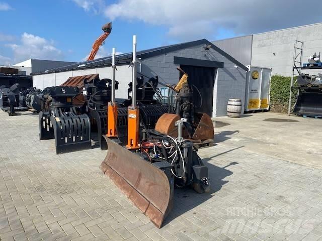 Takeuchi TL 230  스키드로더