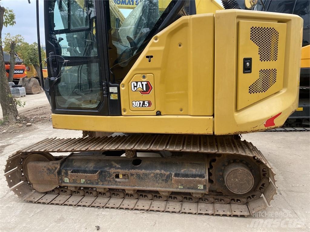 CAT 307.5 중형굴삭기 7톤-28톤