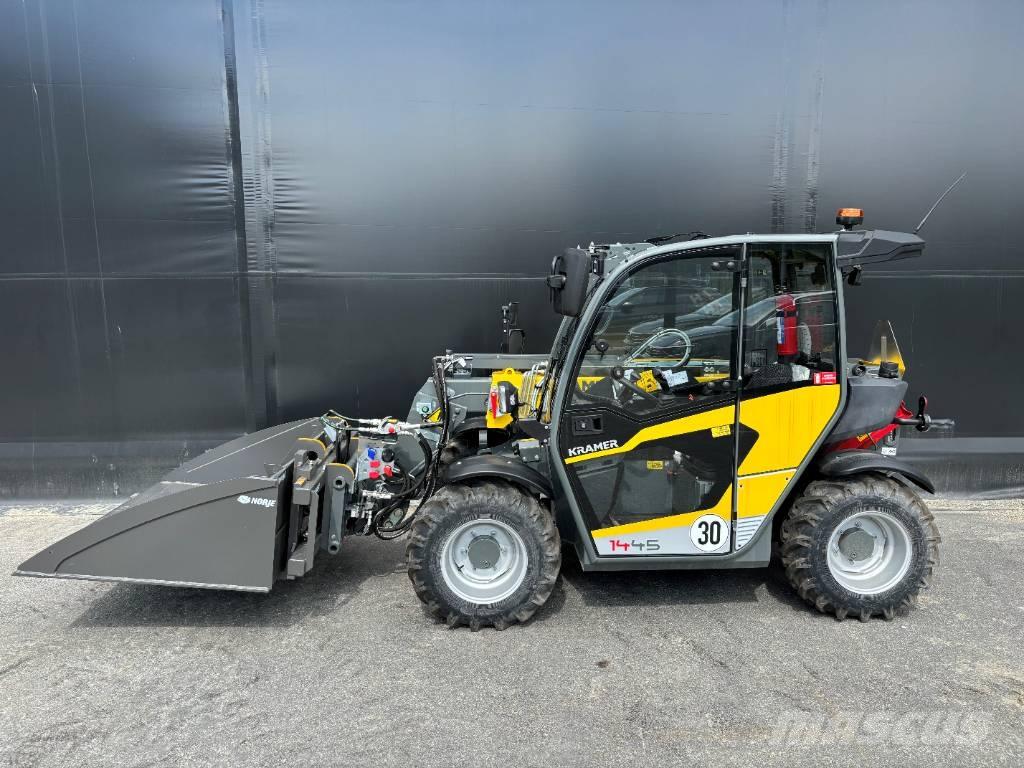 Kramer 1445 텔러 핸들러