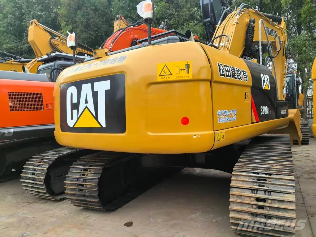 CAT 320D2 대형 굴삭기 29톤 이상