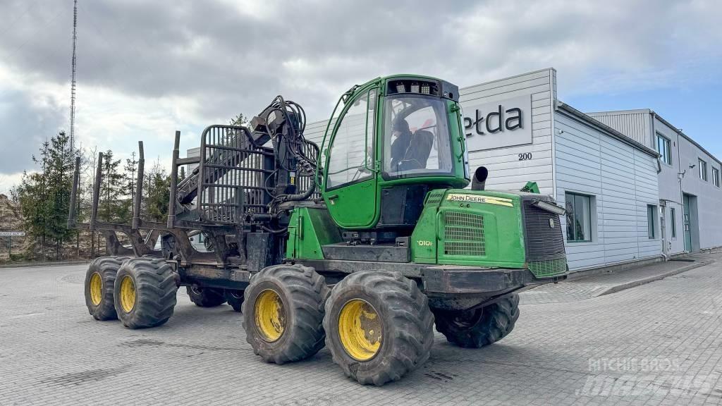 John Deere 1010 E 원목 포워더