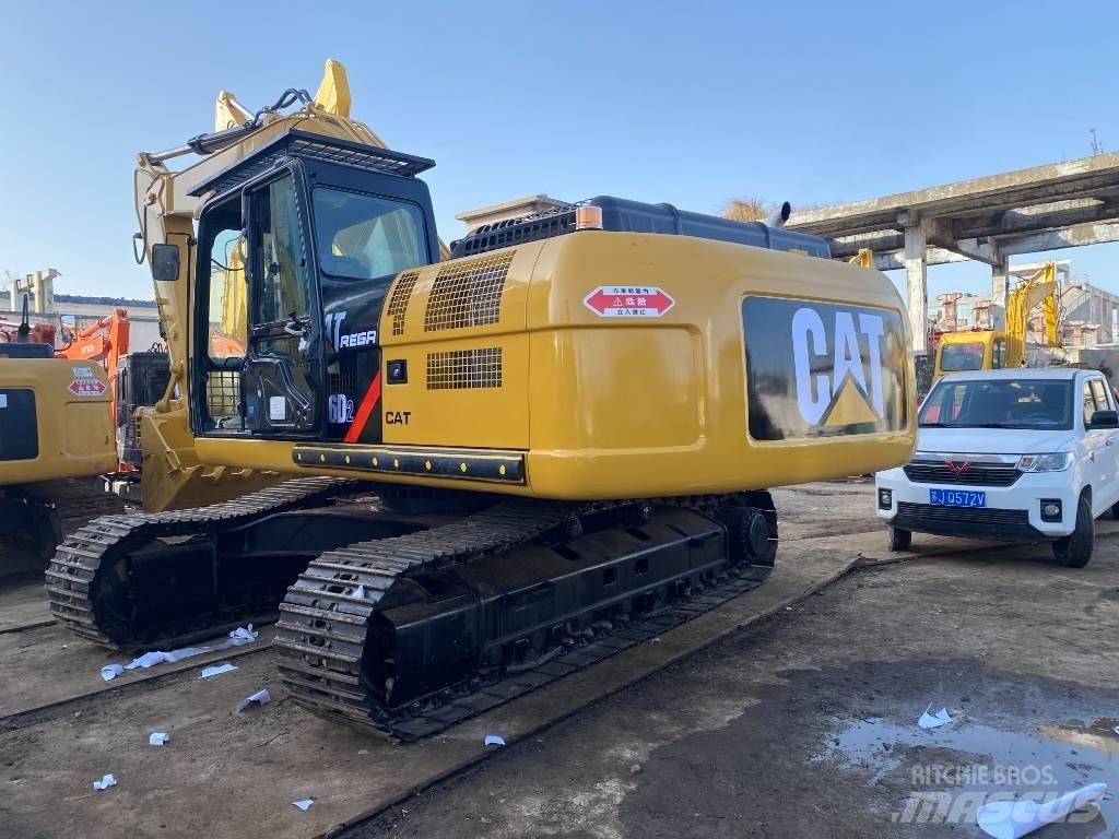 CAT 326 D2L 대형 굴삭기 29톤 이상