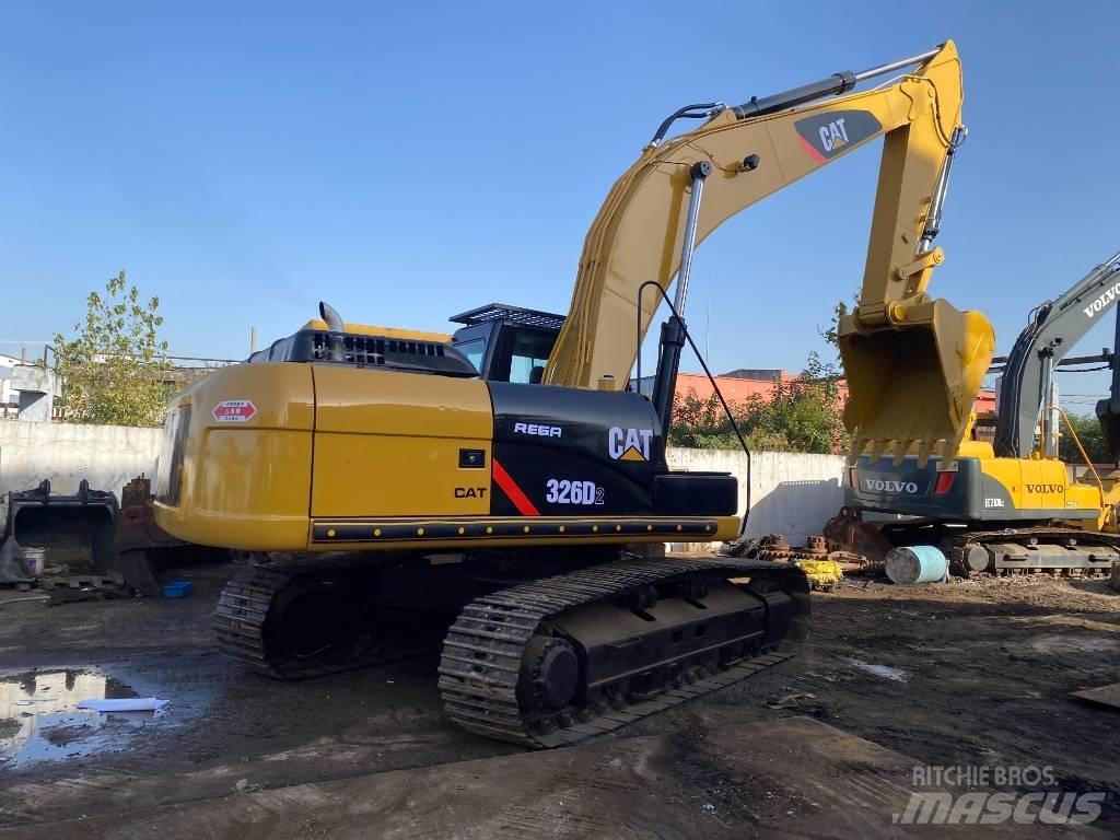 CAT 326 D2L 대형 굴삭기 29톤 이상