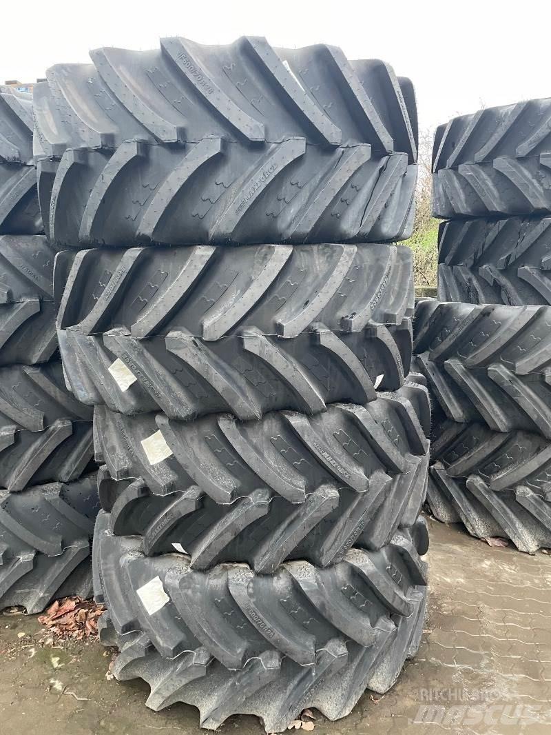 BKT IF 600/70R28 타이어, 휠 및 림