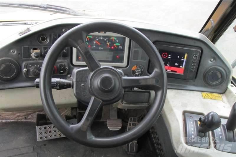 CAT 730C2 연결식 홀러