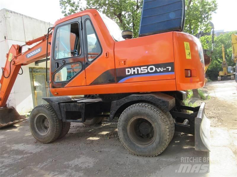 Doosan DH150W-7  휠 굴삭기